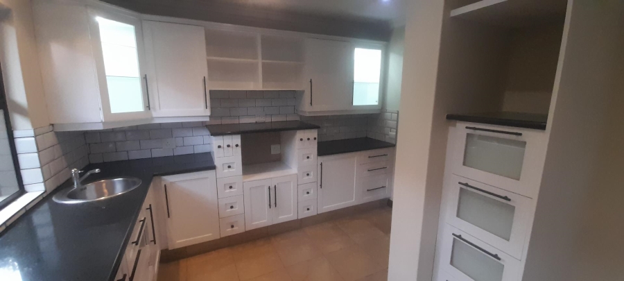 4 Bedroom Property for Sale in Pecanwood Estate North West